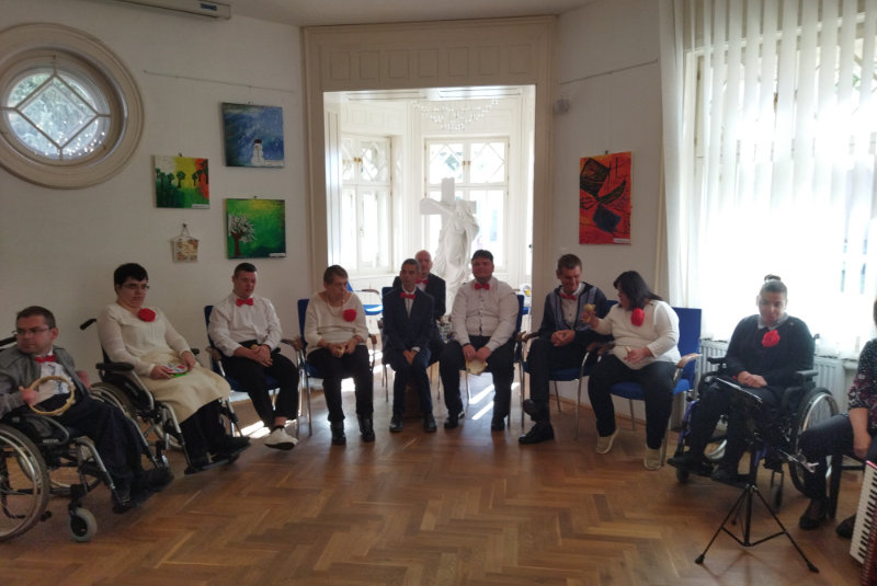 udalosti / Vernisáž, arteterapia, kalendár - foto