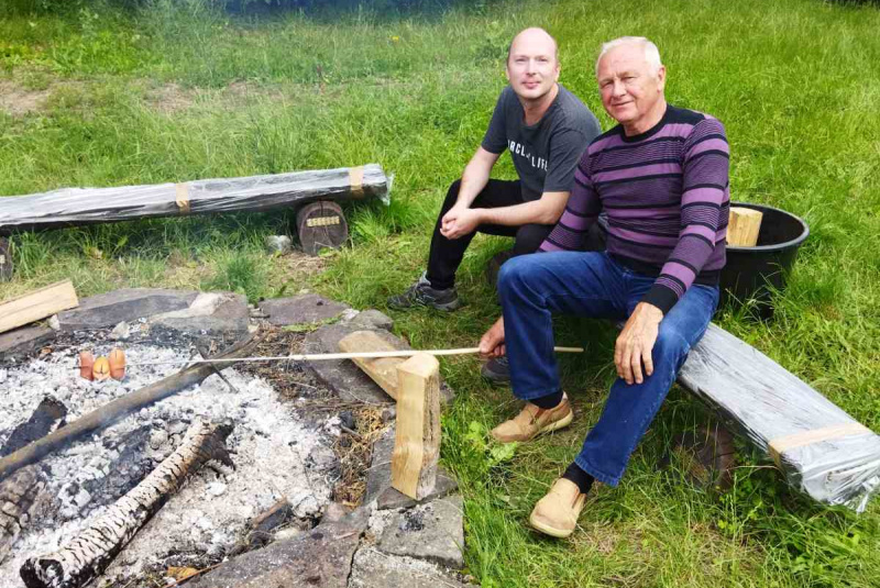 udalosti / Opekanie v sobraneckých kúpeľoch - foto udalosti / Opekanie v sobraneckých kúpeľoch - foto